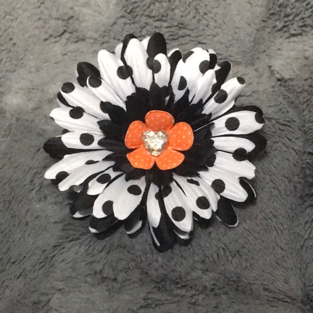 4/$12 girls Flower Hair Bow Clip with Heart